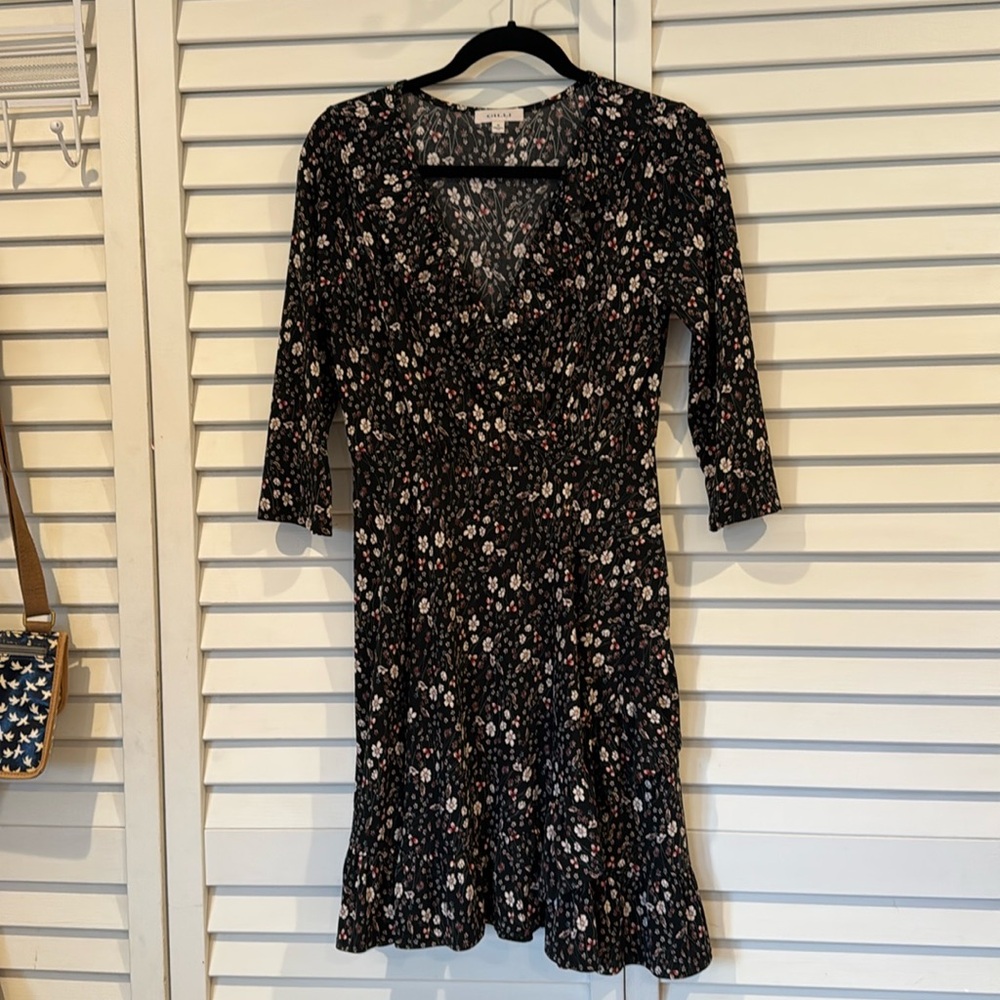 Pretty Knit Floral Faux Wrap Dress with 3/4 Sleeves